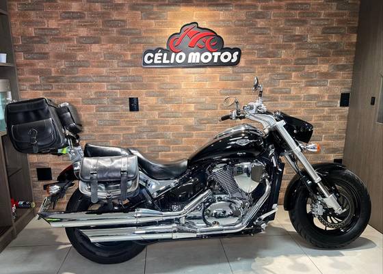 SUZUKI BOULEVARD M800 